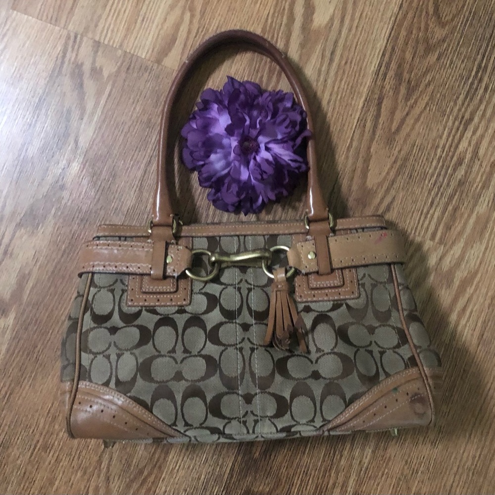 👜- 🎀- Vintage COACH HAMPTON LADY PURSE